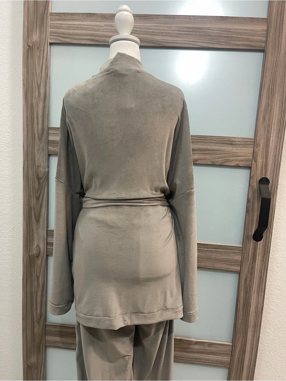 NWT SKIMS Women's Velour Wrap Lounge Set
